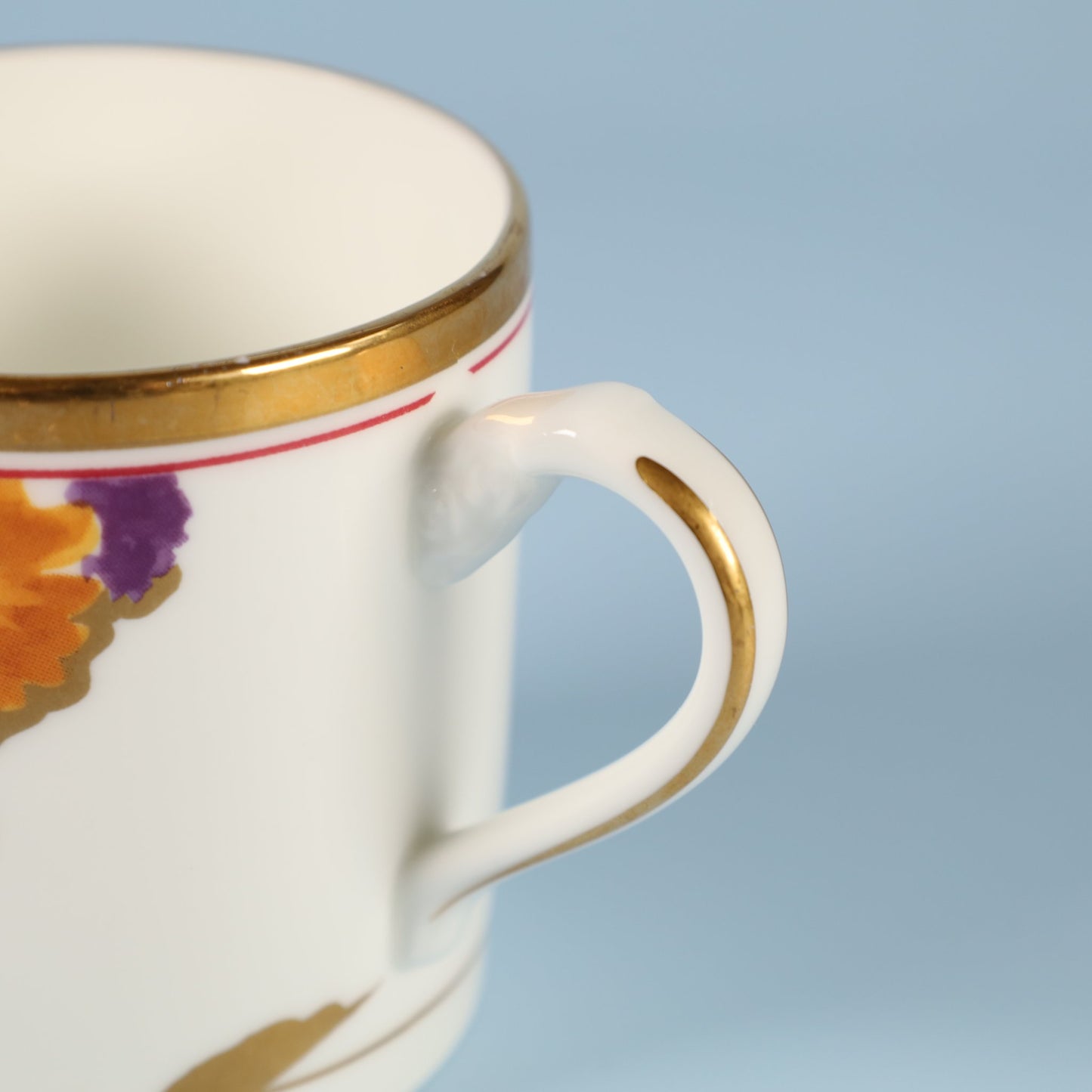 至高の一杯を彩る、四季の宝石箱 ― 90年代 ノリタケ×ザ・ギンザ が織りなす珠玉のデミタスカップ ―