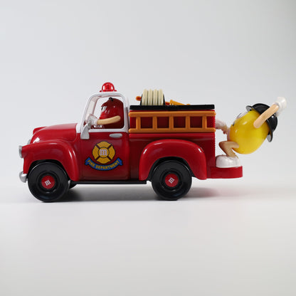 急げ！赤と黄色の救助隊 ～ M&M's が贈る、チョコと消防車と驚きの仕掛けと。