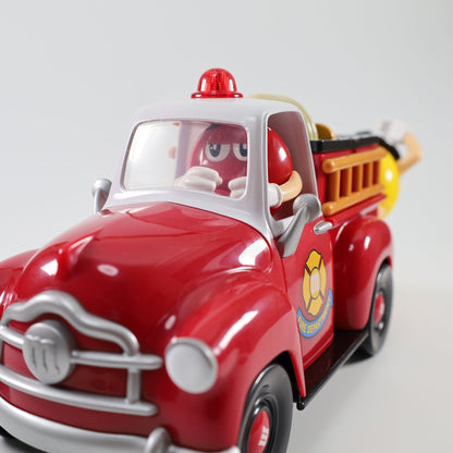急げ！赤と黄色の救助隊 ～ M&M's が贈る、チョコと消防車と驚きの仕掛けと。
